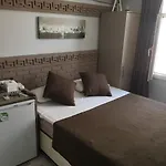 فندق مبيت وإفطار Asus Palmiye 3*