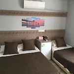 فندق مبيت وإفطار Asus Palmiye