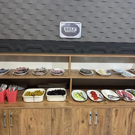 فندق مبيت وإفطار Asus Palmiye